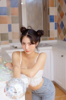 波多野结衣女教师系列