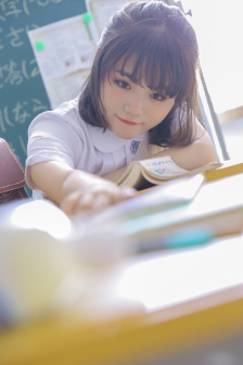 明星专题：达芙妮·苏尼加