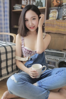 迈开腿吃草莓方法